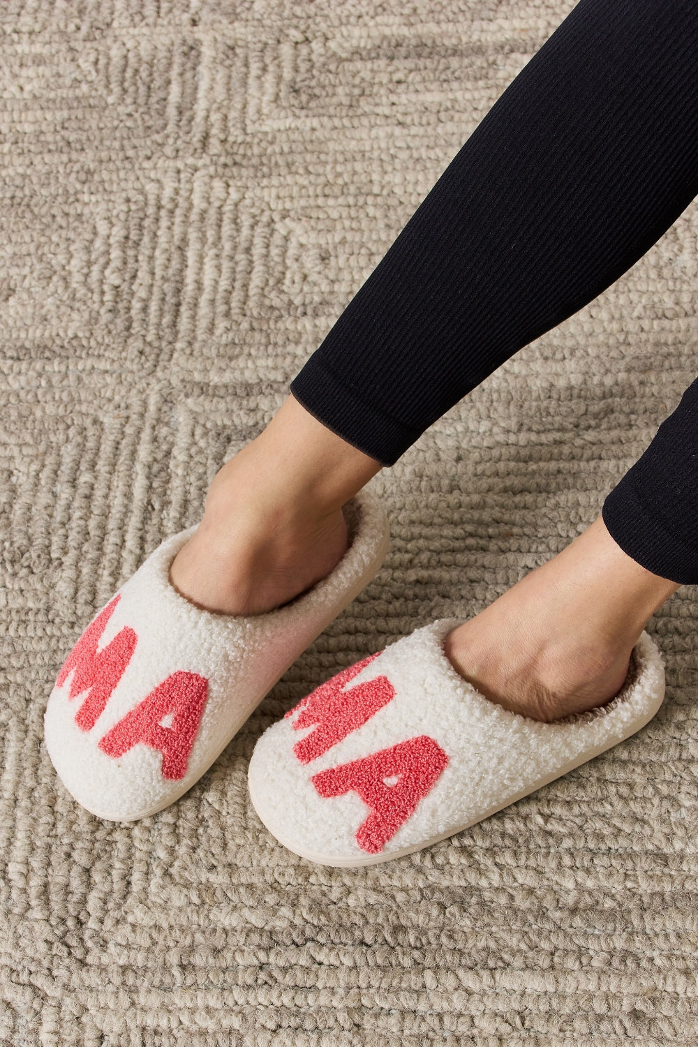 Mama’s Cozy Slippers – Soft, Warm, and Oh-So Comfy